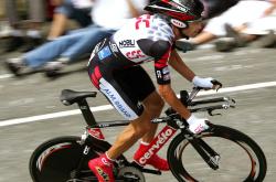 比赛规则变更引爆全场！字母哥意外战胜中国队，赢得满堂喝彩